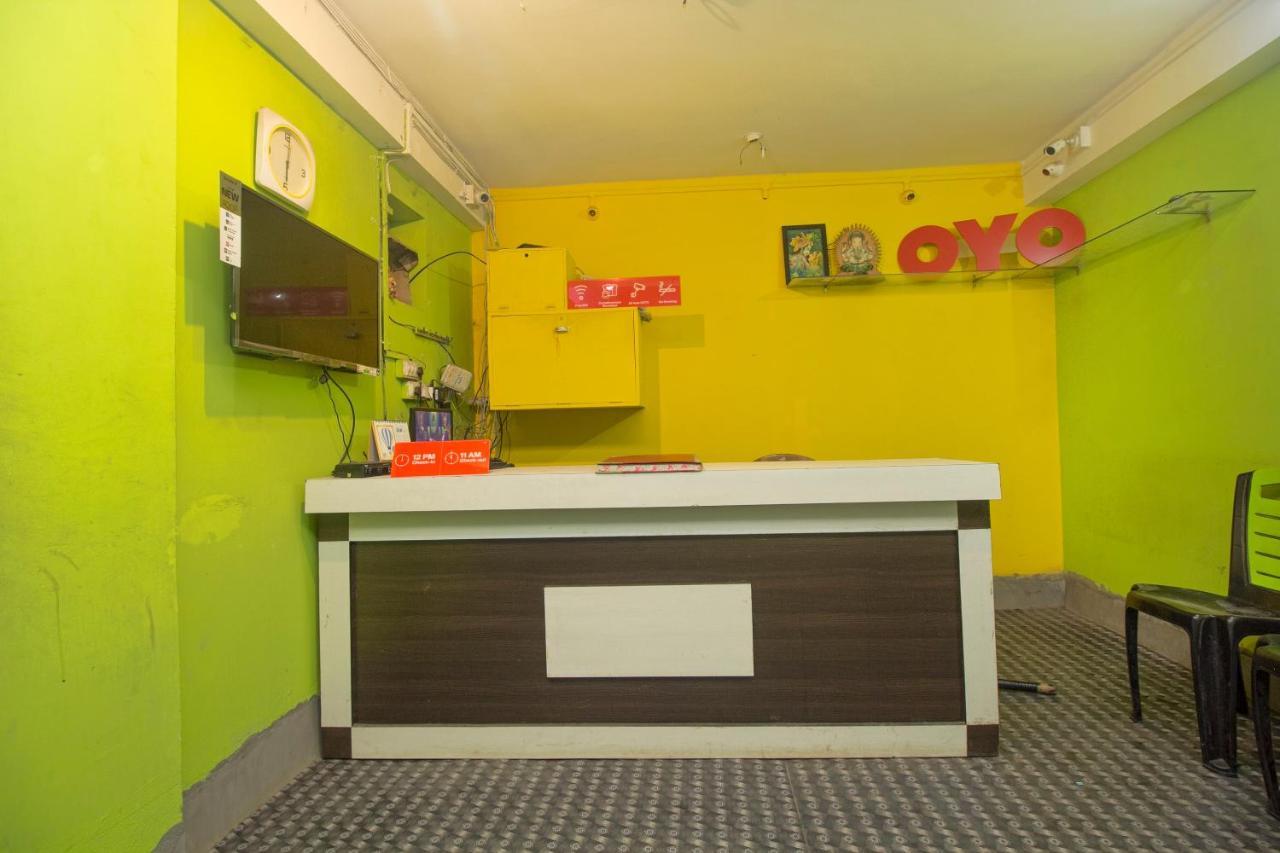 Spot On 24229 Radharani Lodge Siliguri Bagian luar foto